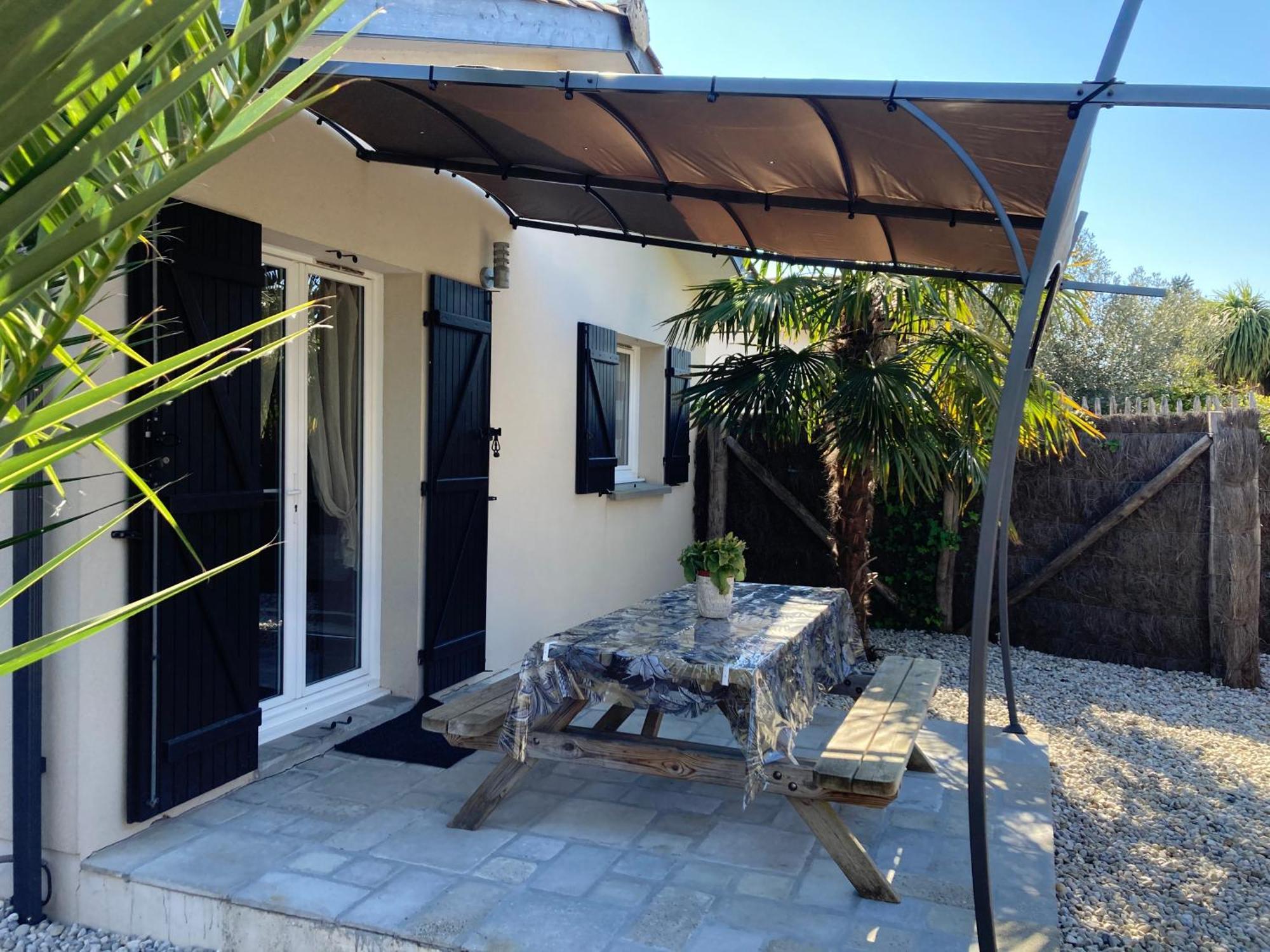 Guest house Charme & Confort- Les Cottages Du Bassin D'Arcachon- Petit-Dejeuner Sur Demande - Nuitee, Court Sejour, Semaine